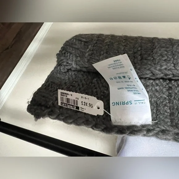 Call It Spring Blanket Scarf NWT - Picture 3 of 5